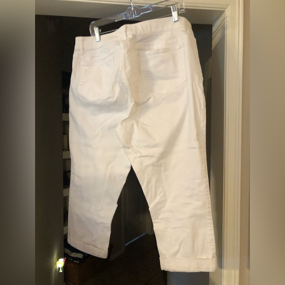 Rafaella Jean Capris Sz 16